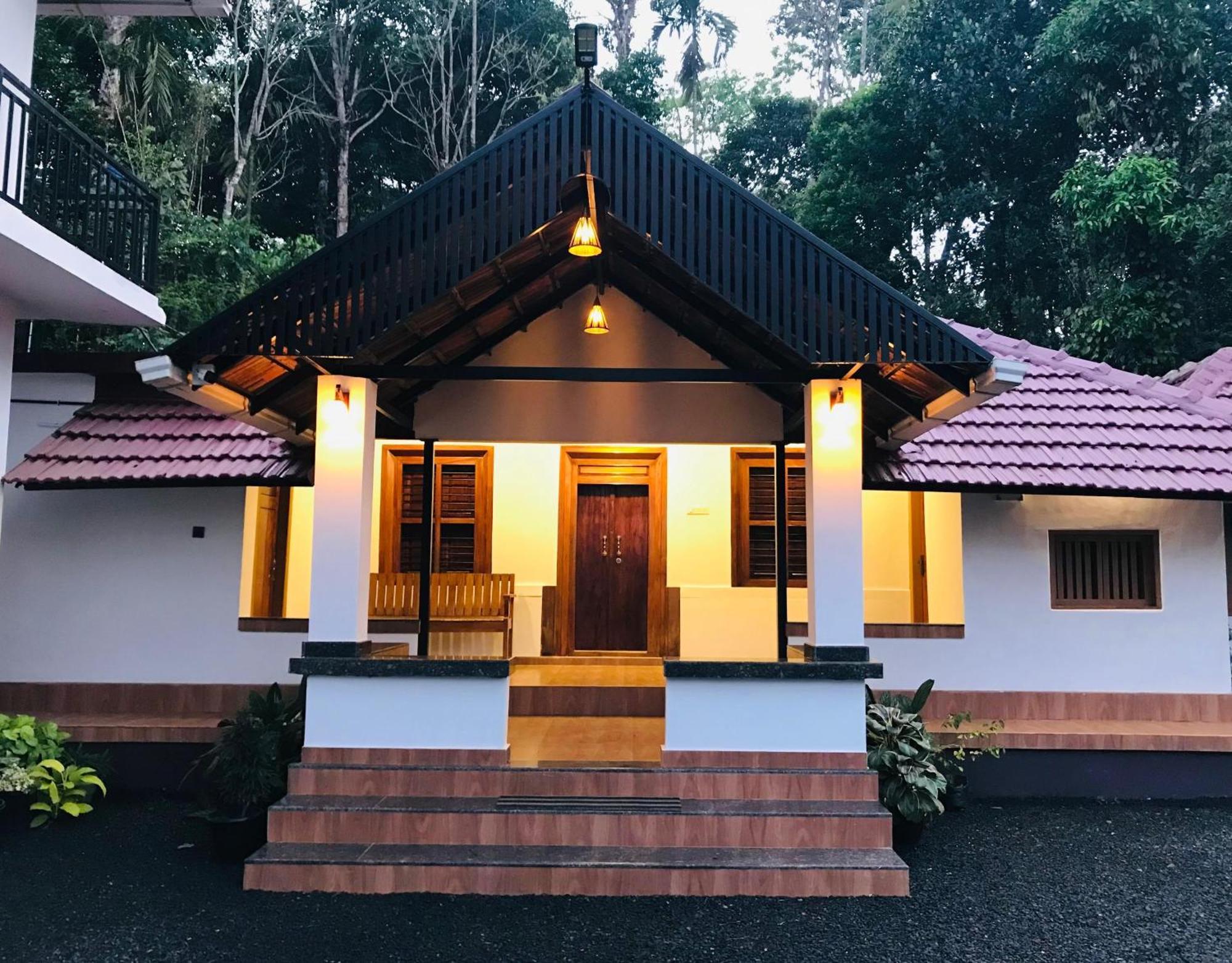 Partho Home Stay Padinjarathara Buitenkant foto